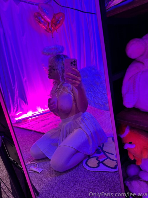 Holly Ava / Lee.ava / Grandmas.butt / hiya / LeeAva / hollyava / Lee Nude Leaked Onlyfans Photo Holly Ava / Lee.ava / Grandmas.butt / hiya / LeeAva / hollyava / Lee Nude Leaked Onlyfans Photo