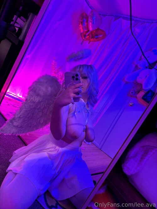 Holly Ava / Lee.ava / Grandmas.butt / hiya / LeeAva / hollyava / Lee Nude Leaked Onlyfans Photo Holly Ava / Lee.ava / Grandmas.butt / hiya / LeeAva / hollyava / Lee Nude Leaked Onlyfans Photo