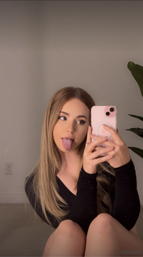 Skyiiah / itskaslol / kas / SkyWallace Nude Leaked Onlyfans Photo Skyiiah / itskaslol / kas / SkyWallace Nude Leaked Onlyfans Photo