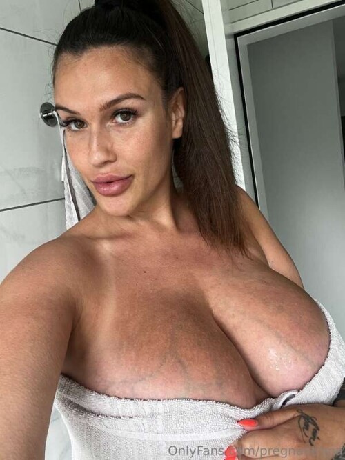 Ninareed / Nina Reed / Ninahaiirdresser / ninalovesyourhair / ninahairdresser Nude Leaked Onlyfans Photo Ninareed / Nina Reed / Ninahaiirdresser / ninalovesyourhair / ninahairdresser Nude Leaked Onlyfans Photo