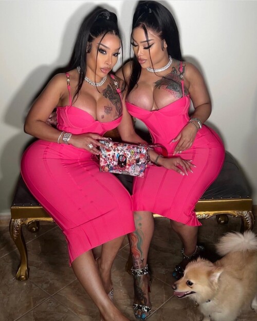 Double Dose Twins Nude Leaked Onlyfans Photo Double Dose Twins Nude Leaked Onlyfans Photo