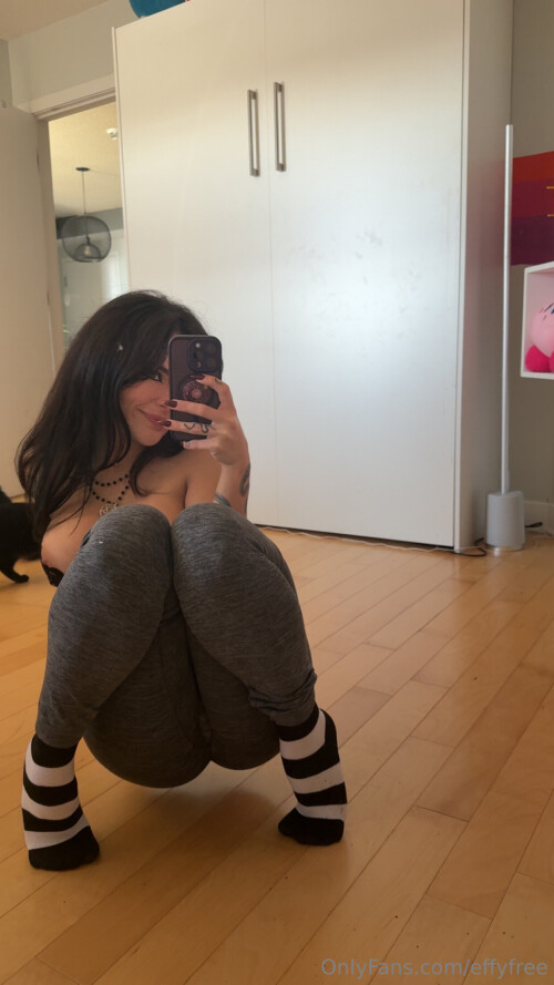effycutiexx Nude Leaked Onlyfans Photo effycutiexx Nude Leaked Onlyfans Photo
