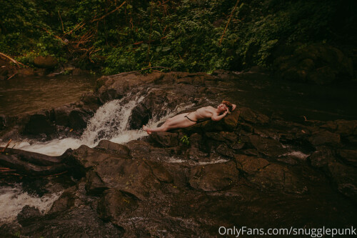 Snugglepunk Nude Leaked Onlyfans Photo Snugglepunk Nude Leaked Onlyfans Photo