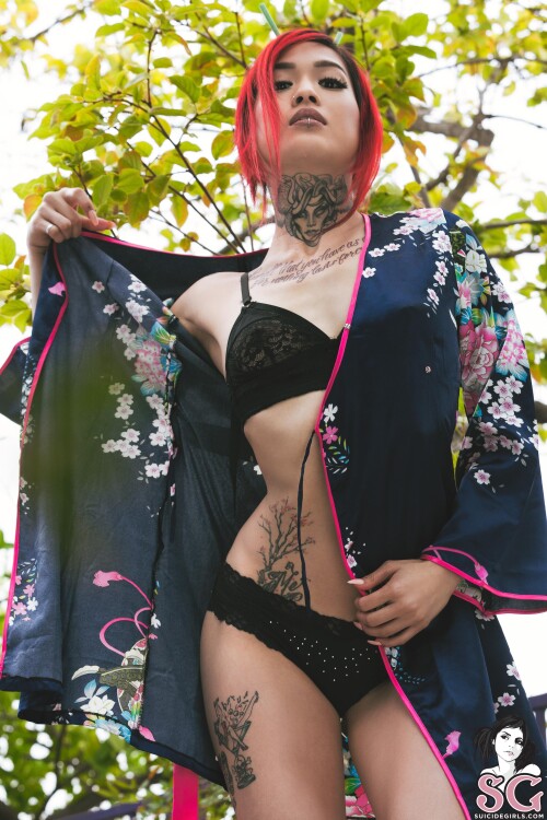 mahnee / suicide_mahnee Nude Leaked Onlyfans Photo