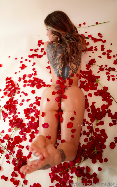 KimTylor Nude Leaked Onlyfans Photo