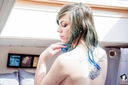 Lovia Suicide Nude Leaked Onlyfans Photo
