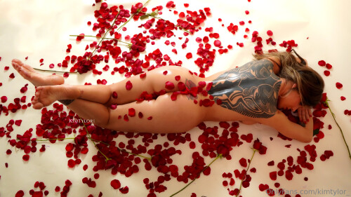 KimTylor Nude Leaked Onlyfans Photo