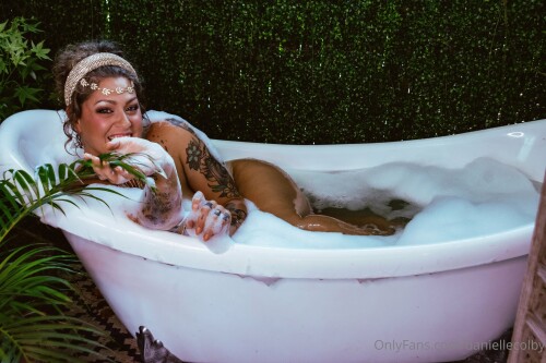 Danielle Colby Nude Leaked Onlyfans Photo Danielle Colby Nude Leaked Onlyfans Photo