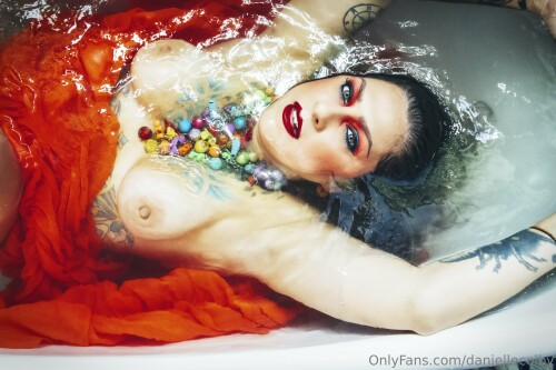 Danielle Colby Nude Leaked Onlyfans Photo Danielle Colby Nude Leaked Onlyfans Photo
