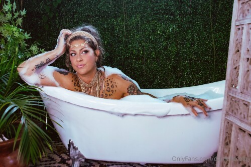 Danielle Colby Nude Leaked Onlyfans Photo Danielle Colby Nude Leaked Onlyfans Photo