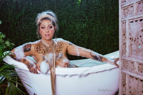 Danielle Colby Nude Leaked Onlyfans Photo Danielle Colby Nude Leaked Onlyfans Photo