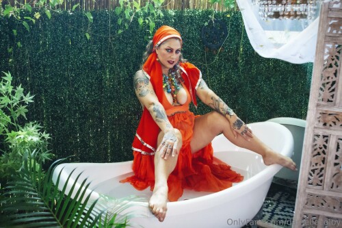 Danielle Colby Nude Leaked Onlyfans Photo Danielle Colby Nude Leaked Onlyfans Photo