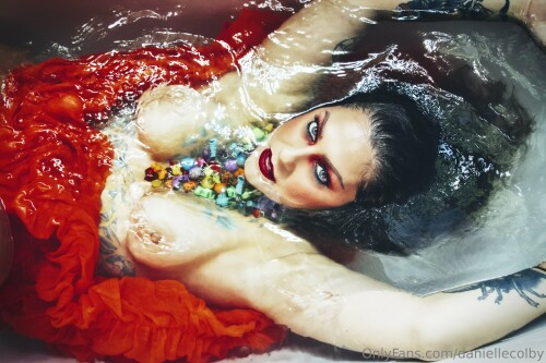 Danielle Colby Nude Leaked Onlyfans Photo Danielle Colby Nude Leaked Onlyfans Photo