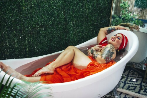 Danielle Colby Nude Leaked Onlyfans Photo Danielle Colby Nude Leaked Onlyfans Photo