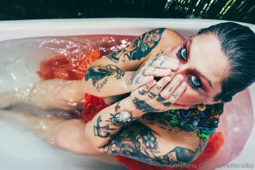 Danielle Colby Nude Leaked Onlyfans Photo Danielle Colby Nude Leaked Onlyfans Photo
