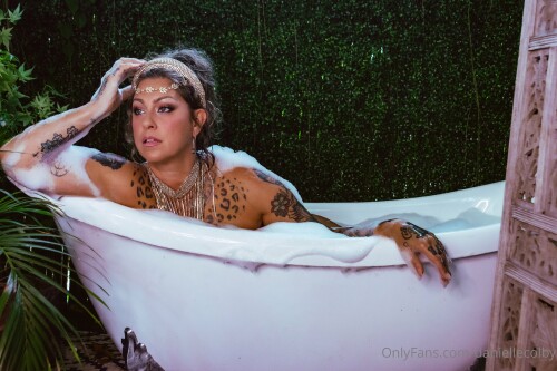 Danielle Colby Nude Leaked Onlyfans Photo Danielle Colby Nude Leaked Onlyfans Photo