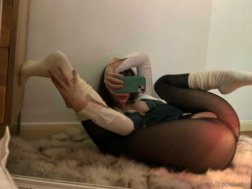 frootbabie lilypad Nude Leaked Onlyfans Photo