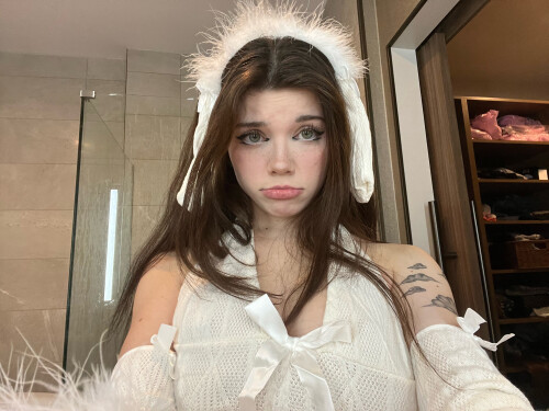 Grinchie/puppiwii Nude Leaked Onlyfans Photo Grinchie/puppiwii Nude Leaked Onlyfans Photo