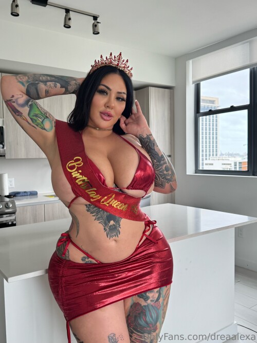 DICKtator aka dreaalexa Nude Leaked Onlyfans Photo DICKtator aka dreaalexa Nude Leaked Onlyfans Photo