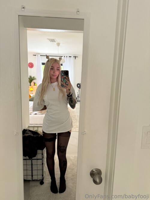 babyfooji / peachtot Nude Leaked Onlyfans Photo