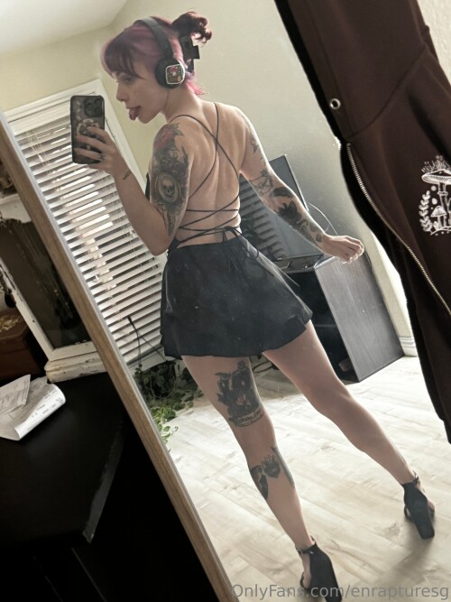 enrapturesg | enrapturex | elise tails Nude Leaked Onlyfans Photo