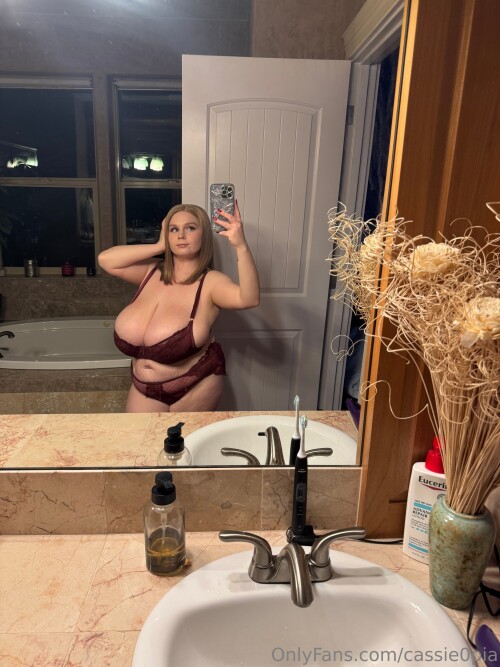 Cassie0pia Nude Leaked Onlyfans Photo