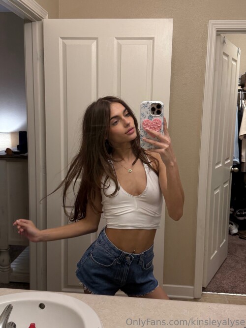 Kinsley Wyatt | kinsleywyatt1 | kinsleywyatt Nude Leaked Onlyfans Photo Kinsley Wyatt | kinsleywyatt1 | kinsleywyatt Nude Leaked Onlyfans Photo