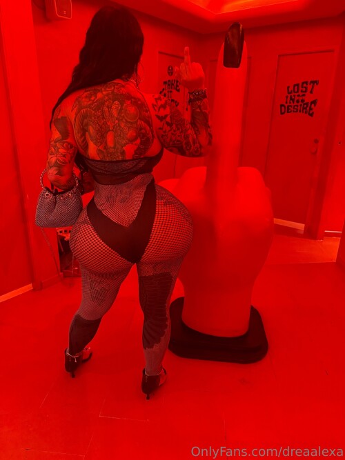 DICKtator aka dreaalexa Nude Leaked Onlyfans Photo DICKtator aka dreaalexa Nude Leaked Onlyfans Photo