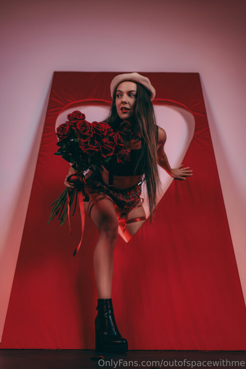 Vikioutofspace Nude Leaked Onlyfans Photo Vikioutofspace Nude Leaked Onlyfans Photo