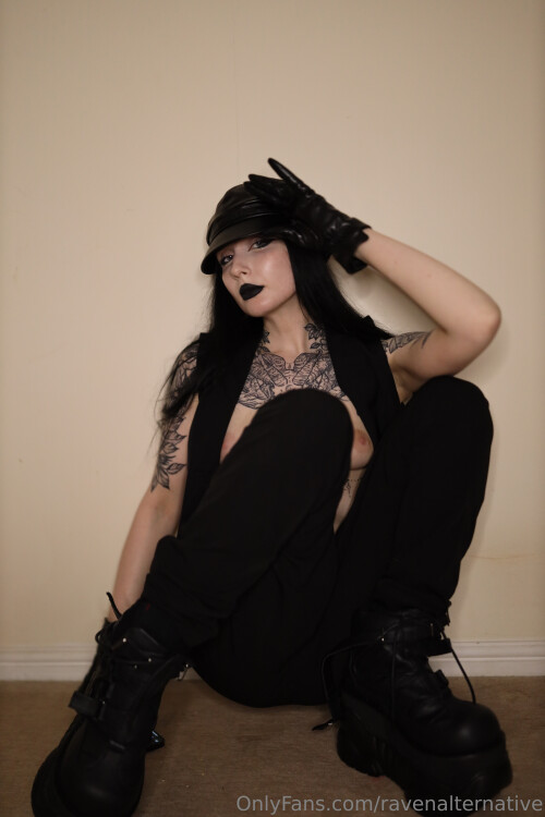 ravenalternative Nude Leaked Onlyfans Photo ravenalternative Nude Leaked Onlyfans Photo