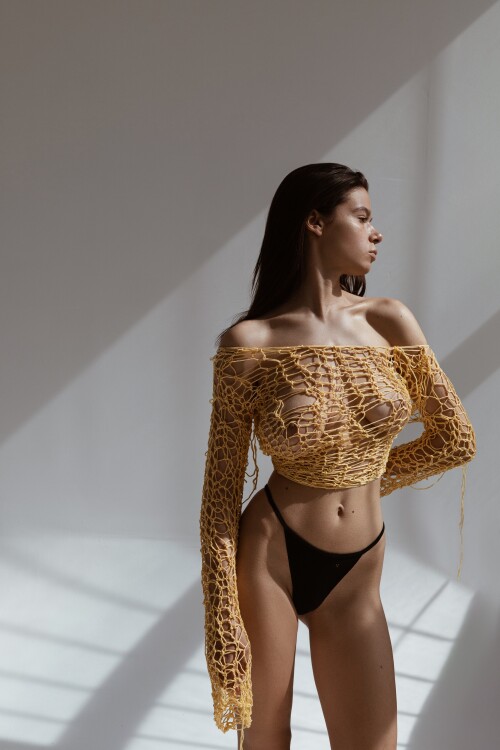 3840x5760_d966ab23e43d7494582b41eb464f43da9a234820b2d70664.jpg