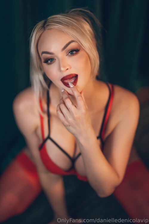 Danielle DeNicola Nude Leaked Onlyfans Photo Danielle DeNicola Nude Leaked Onlyfans Photo
