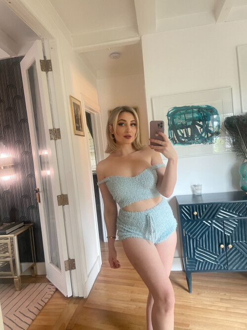 Holly Wolf Nude Leaked Onlyfans Photo Holly Wolf Nude Leaked Onlyfans Photo