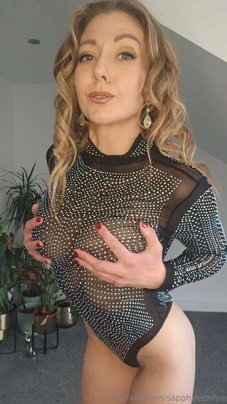 Sapphire Blue / sapphireonfire Nude Leaked Onlyfans Photo Sapphire Blue / sapphireonfire Nude Leaked Onlyfans Photo