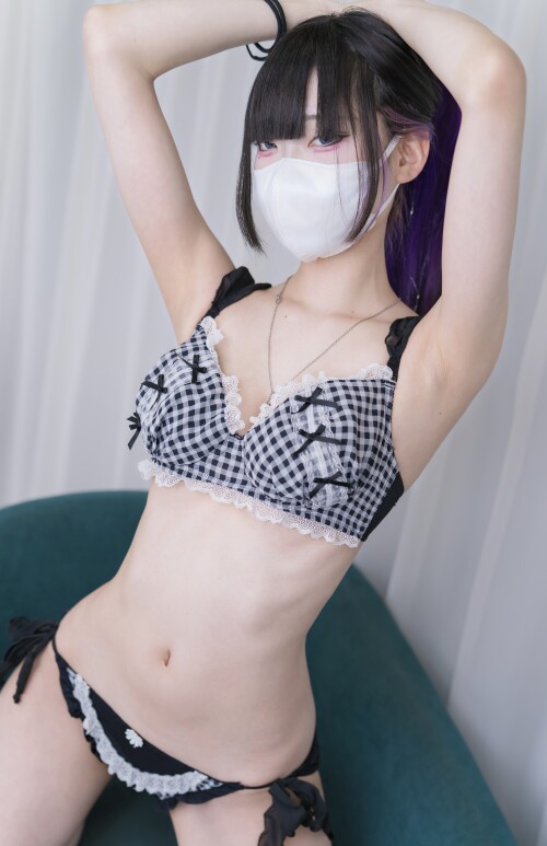42d505a1-db07-4a76-9b5b-a996ef46fa04f06c7b5c94acc7ec.jpg