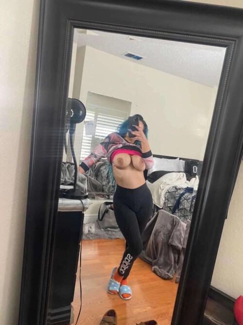 Xobeya aka Helloelide Nude Leaked Onlyfans Photo Xobeya aka Helloelide Nude Leaked Onlyfans Photo