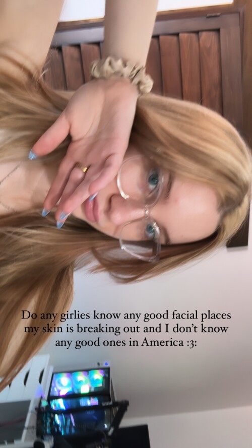 Comflly Nude Leaked Onlyfans Photo Comflly Nude Leaked Onlyfans Photo