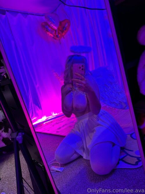 Holly Ava / Lee.ava / Grandmas.butt / hiya / LeeAva / hollyava / Lee Nude Leaked Onlyfans Photo Holly Ava / Lee.ava / Grandmas.butt / hiya / LeeAva / hollyava / Lee Nude Leaked Onlyfans Photo