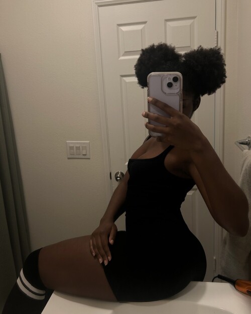 Ebony Butts / PastaToots Nude Leaked Onlyfans Photo