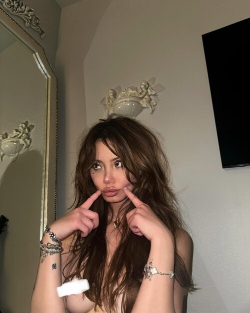 Kaile Goh Nude Leaked Onlyfans Photo Kaile Goh Nude Leaked Onlyfans Photo