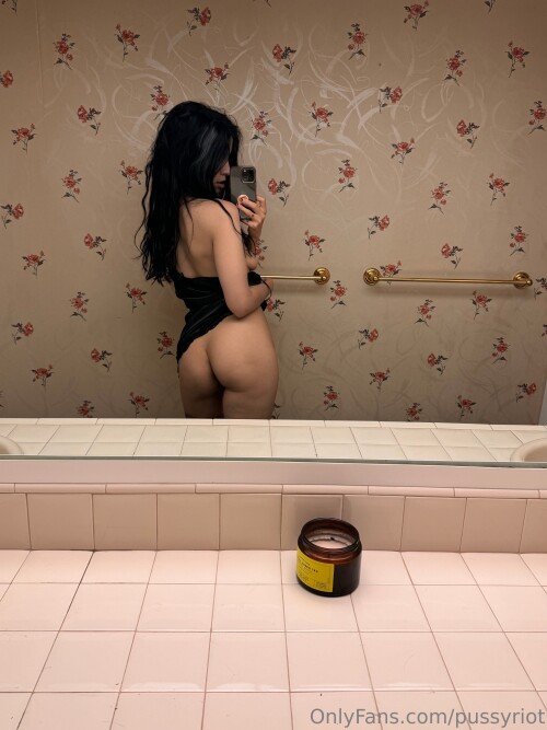 xxpussyriotxx | nadya tolokonnikova Nude Leaked Onlyfans Photo xxpussyriotxx | nadya tolokonnikova Nude Leaked Onlyfans Photo