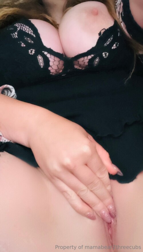 Mamabear2threecubs Nude Leaked Onlyfans Photo Mamabear2threecubs Nude Leaked Onlyfans Photo