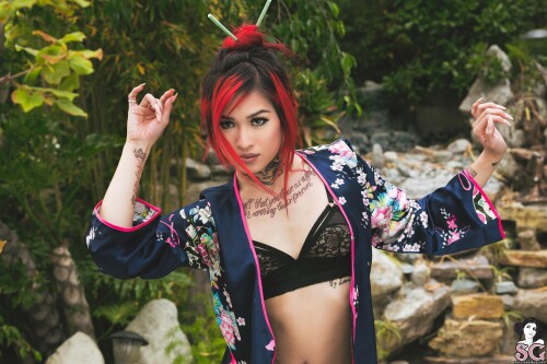 mahnee / suicide_mahnee Nude Leaked Onlyfans Photo