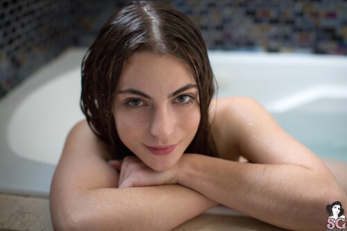 LunaBenna Nude Leaked Onlyfans Photo LunaBenna Nude Leaked Onlyfans Photo
