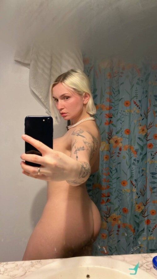 Zoie Burgher Nude Leaked Onlyfans Photo Zoie Burgher Nude Leaked Onlyfans Photo
