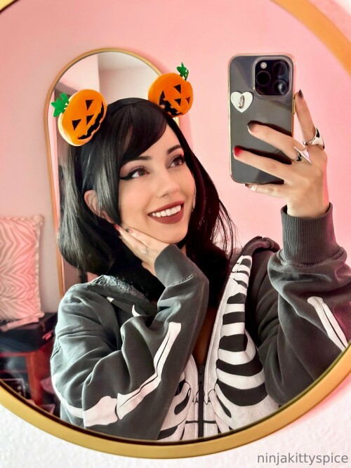 Hannahrayninja | ninjakittyvip | Ninjakittyspice Nude Leaked Onlyfans Photo Hannahrayninja | ninjakittyvip | Ninjakittyspice Nude Leaked Onlyfans Photo