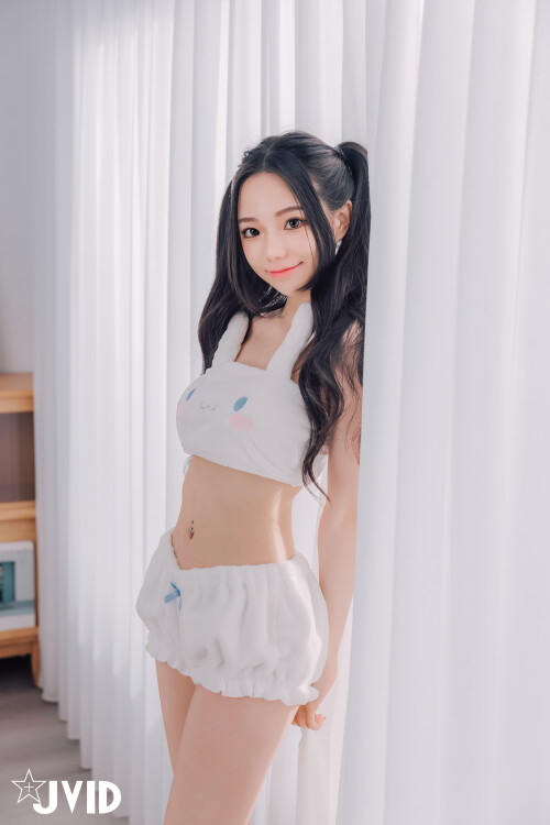 5214b5d2dd62bd3e54da940b86fb2040d3a92346904eab321e34f033db4c4f79e6d2a533ac63f833.jpg