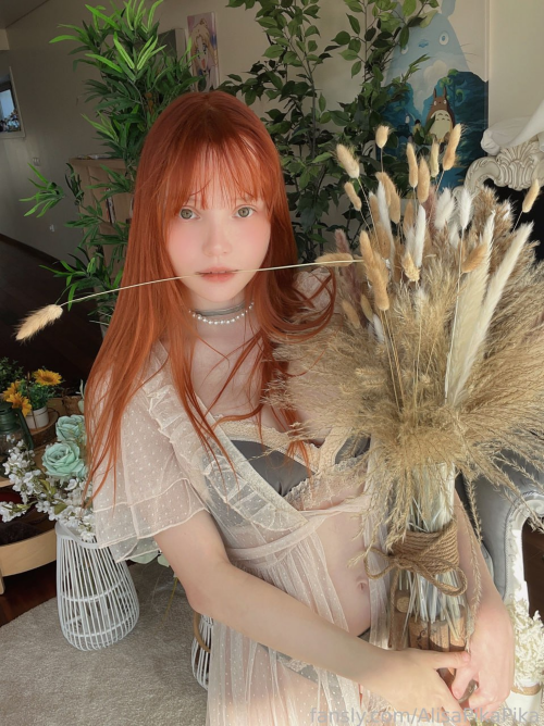 Rocksy Light / AlisaPikaPika Nude Leaked Onlyfans Photo Rocksy Light / AlisaPikaPika Nude Leaked Onlyfans Photo