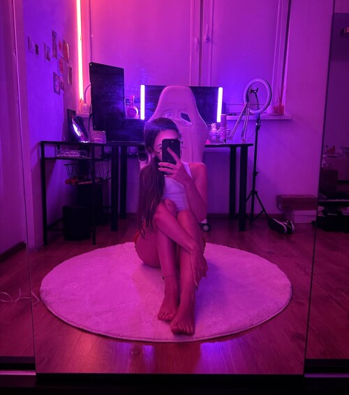 Nyakich | nyakichfeet Nude Leaked Onlyfans Photo Nyakich | nyakichfeet Nude Leaked Onlyfans Photo
