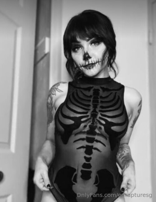 enrapturesg | enrapturex | elise tails Nude Leaked Onlyfans Photo